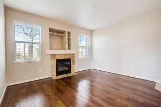 Photo #5: 222036815 Listing 