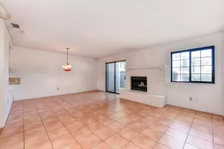 Photo #2: 222036854 Listing 