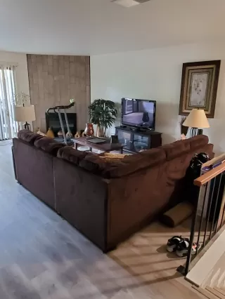 Photo #2: 222036973 Listing