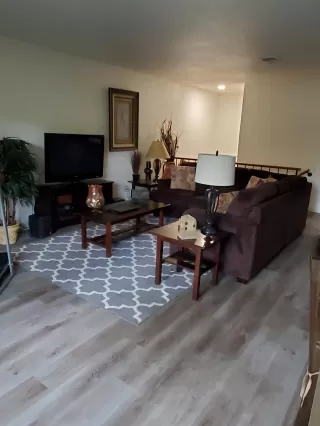 Photo #3: 222036973 Listing