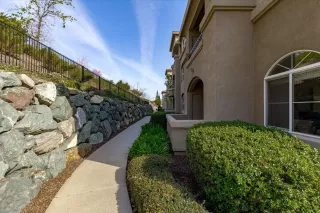 Photo #2: 222038316 Listing