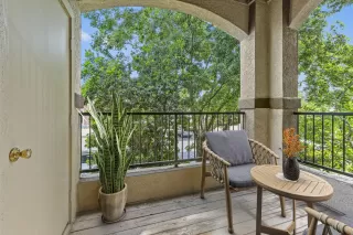 Photo #1: 222038426 Listing