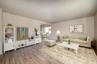 Photo #4: 222039018 Listing