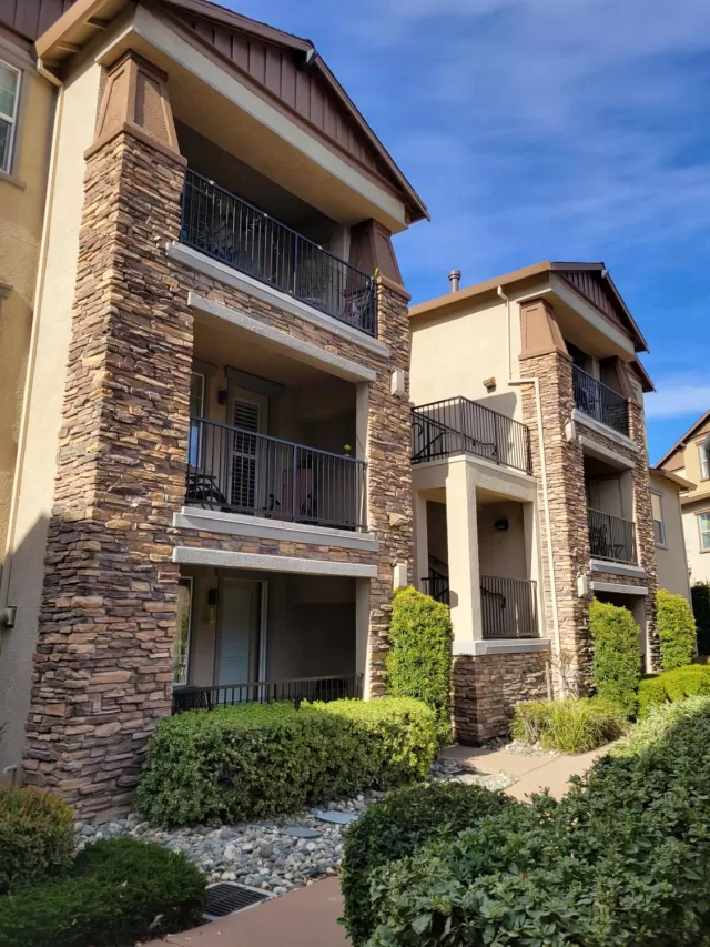 MLS: 222039027 Condo For Sale