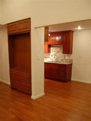 Photo #2: 222039029 Listing 