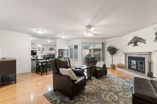 Photo #3: 222039110 Listing