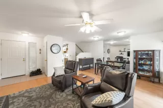 Photo #6: 222039110 Listing