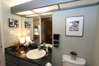 Photo #6: 222039220 Listing