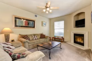 Photo #1: 222039380 Listing