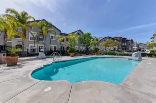 Photo #3: 222039380 Listing