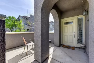 Photo #5: 222039380 Listing