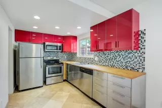 Photo #3: 222040628 Listing 