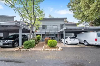 Photo #4: 222040898 Listing