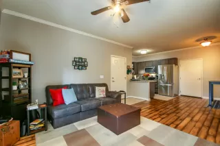 Photo #3: 222041231 Listing