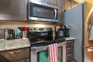 Photo #4: 222041231 Listing