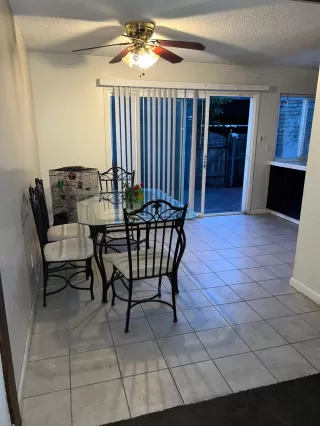 Photo #4: 222041586 Listing