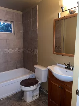 Photo #5: 222041586 Listing