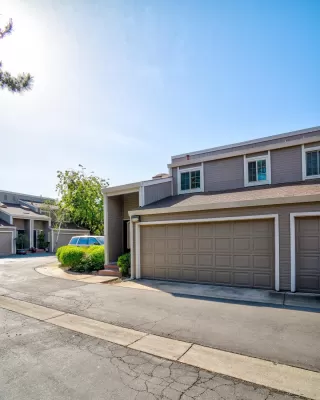 Photo #3: 222041687 Listing 