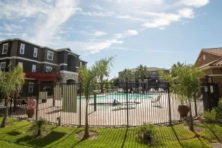 Photo #3: 222041701 Listing 
