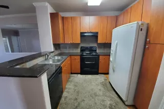 Photo #5: 222041701 Listing 