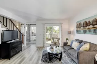 Photo #3: 222042112 Listing 