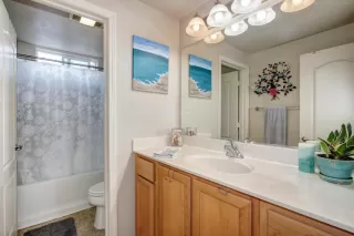 Photo #6: 222042391 Listing