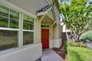 Photo #3: 222043112 Listing