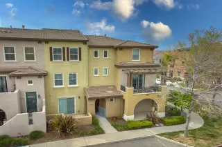 Photo #1: 222043131 Listing 