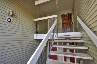 Photo #5: 222043280 Listing