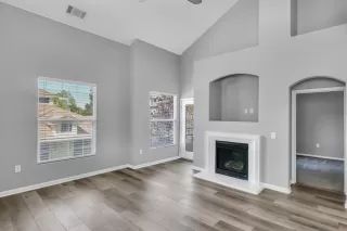 Photo #4: 222043453 Listing 