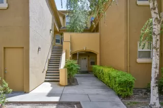Photo #1: 222043646 Listing