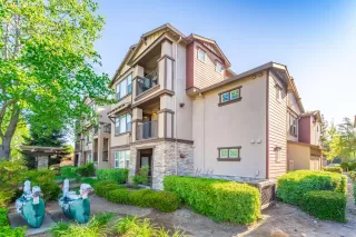 Photo #1: 222043890 Listing