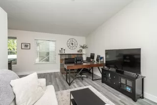 Photo #6: 222043936 Listing