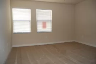 Photo #6: 222044152 Listing