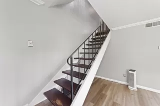 Photo #2: 222044261 Listing 