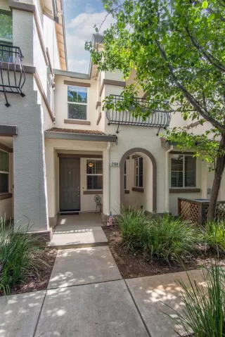 Photo #3: 222044434 Listing 