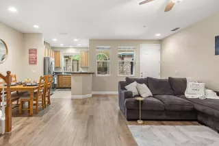 Photo #6: 222044434 Listing 