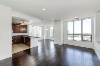 Photo #2: 222045009 Listing