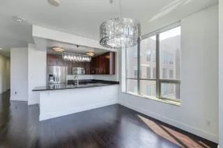 Photo #5: 222045009 Listing