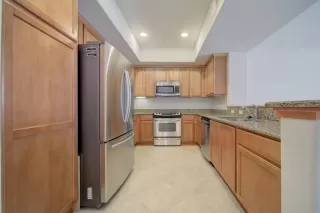 Photo #2: 222045086 Listing 
