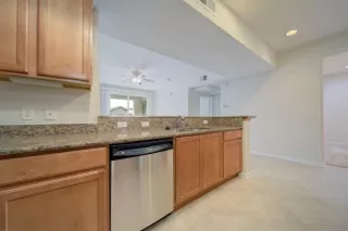 Photo #3: 222045086 Listing 
