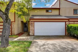 Photo #3: 222045668 Listing