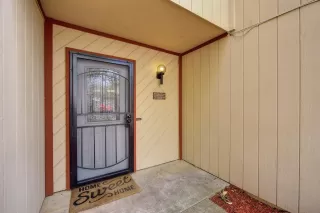 Photo #6: 222045668 Listing