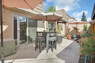 Photo #6: 222045784 Listing