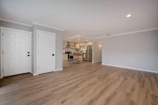Photo #2: 222046329 Listing 