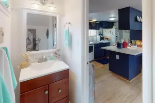 Photo #4: 222047023 Listing 