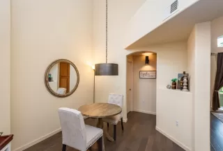 Photo #3: 222047024 Listing