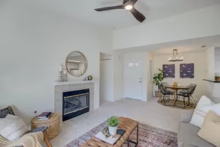 Photo #3: 222047081 Listing 