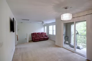 Photo #4: 222047306 Listing 