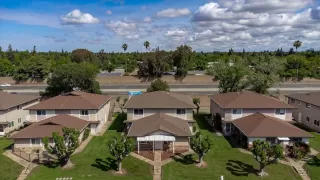 Photo #2: 222047717 Listing